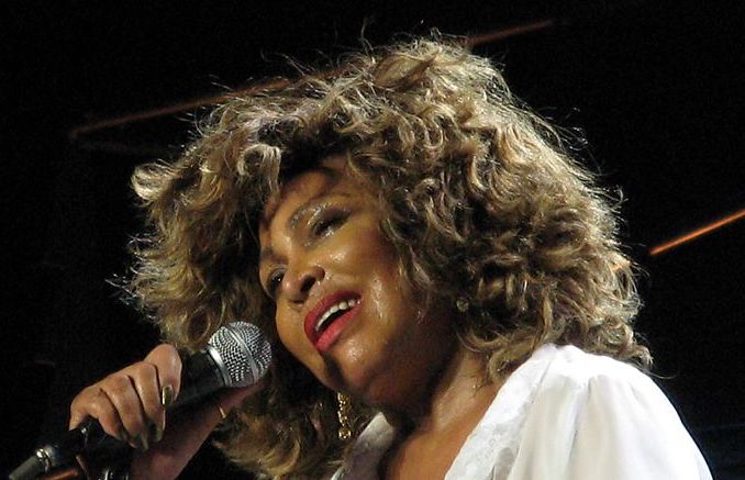 Tina Turner – Proud Mary – Live Wembley